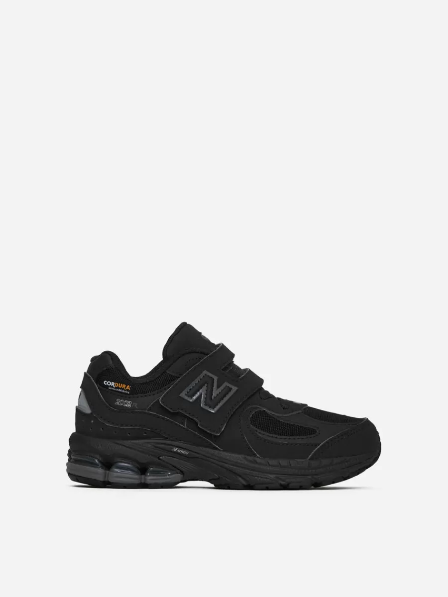 Outlet ARKET New Balance 2002R Trainers Black