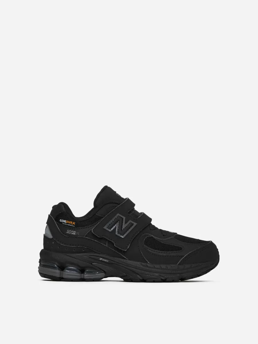 Online ARKET New Balance 2002R Trainers Black