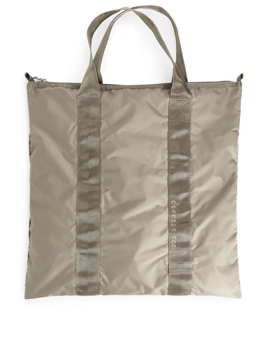 New ARKET Packable Tote Mole