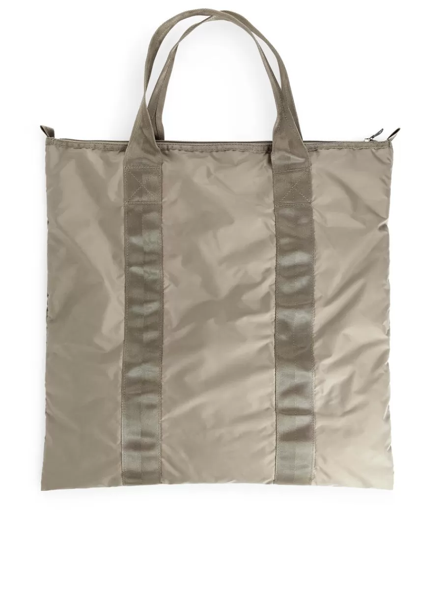 New ARKET Packable Tote Mole